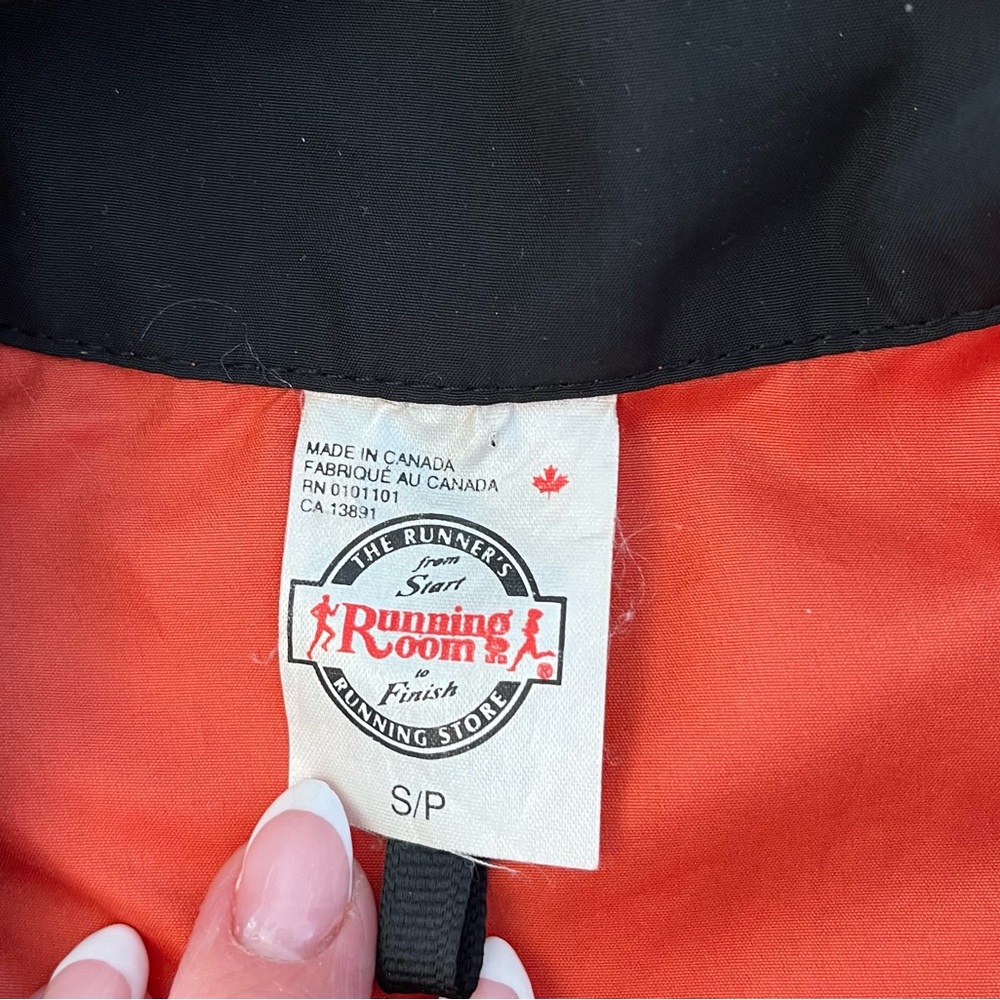 The Running Room Jacket - Picture 3 of 9